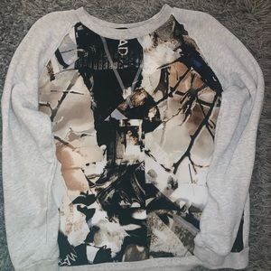 Women’s top/sweatshirt